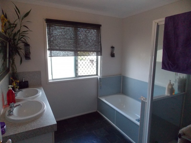 14 Ahearn St, Rosewood QLD 4340