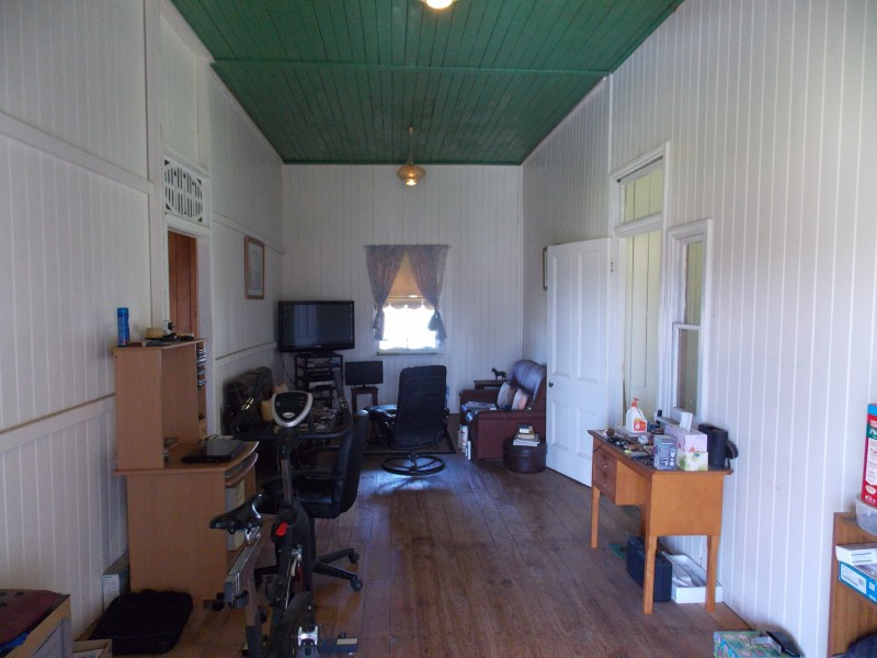 199 Mt Forbes School Rd, Mount Forbes QLD 4340