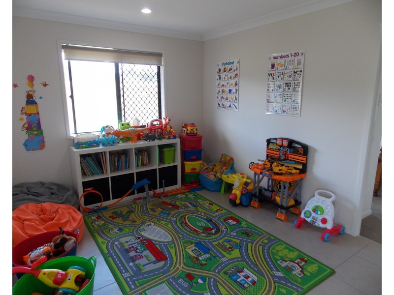 37 Grandchester Mt Mort Rd, Grandchester QLD 4340