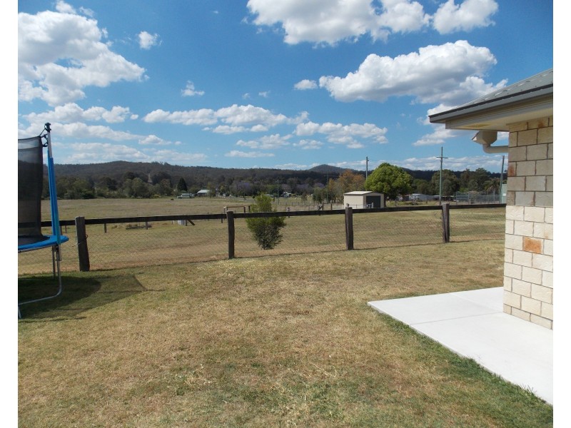 37 Grandchester Mt Mort Rd, Grandchester QLD 4340