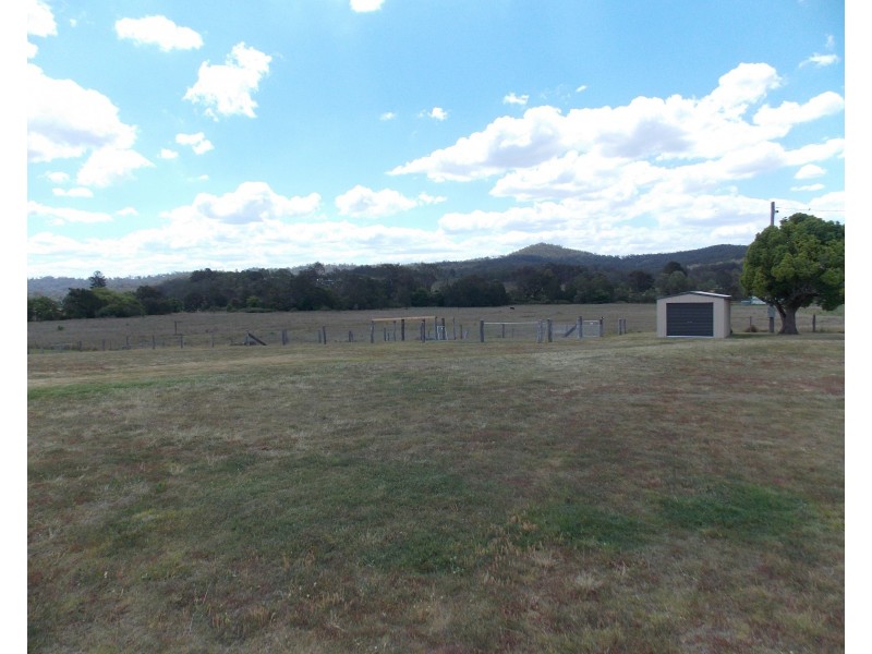 37 Grandchester Mt Mort Rd, Grandchester QLD 4340