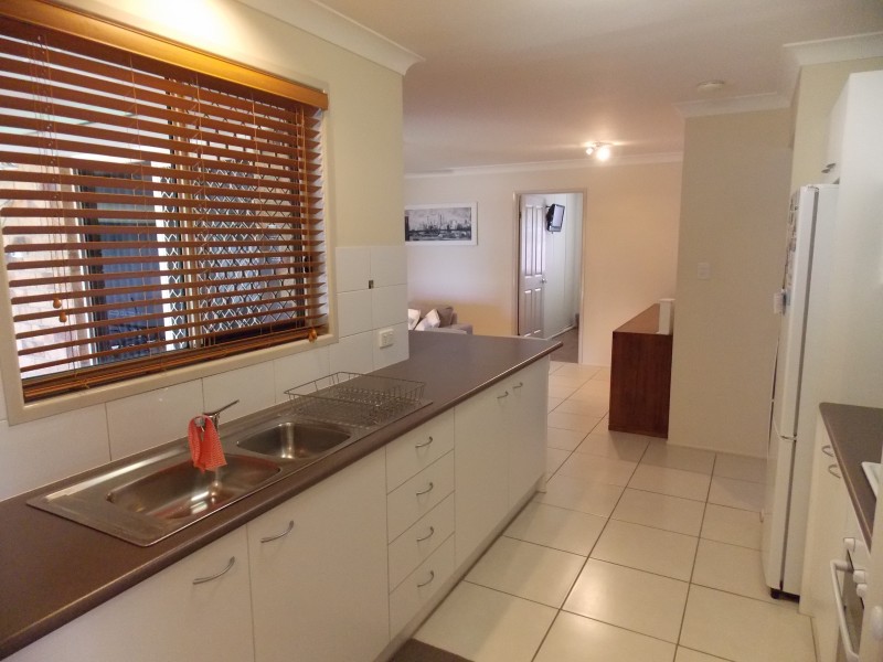 21 Dellvene Cres, Rosewood QLD 4340