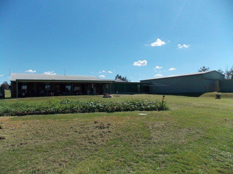 13 Ferling Rd, Calvert QLD 4340