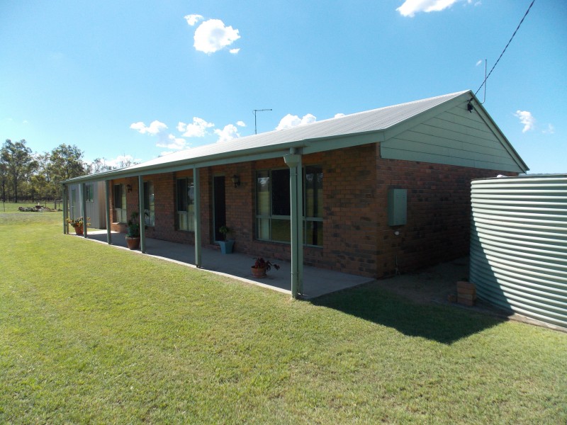 13 Ferling Rd, Calvert QLD 4340