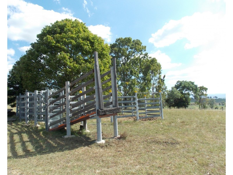 347 Christensen Rd, Mount Walker QLD 4340