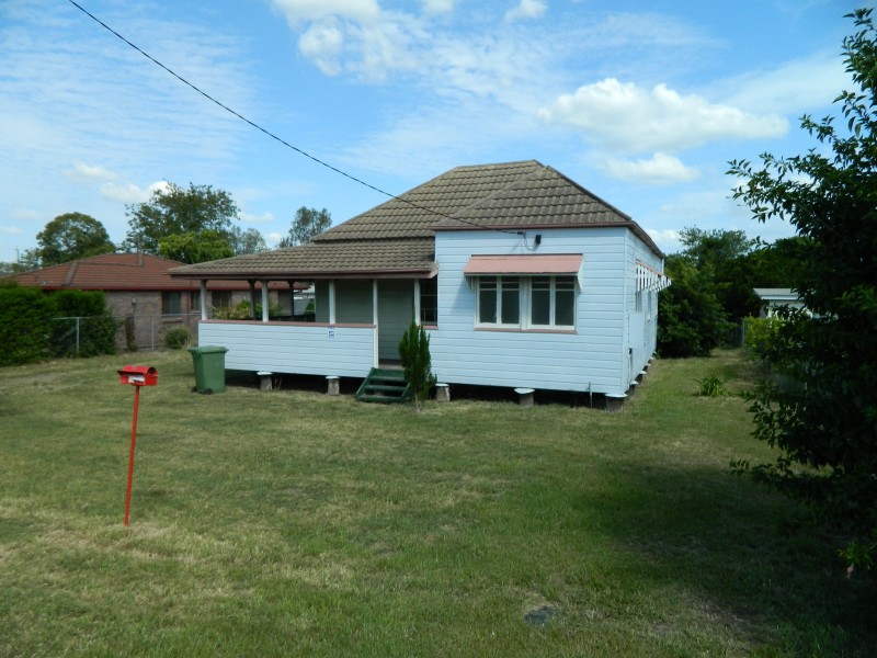 93 Mill St, Rosewood QLD 4340