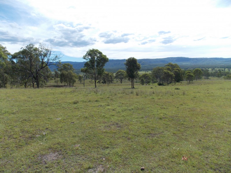 2350 Tarome Rd, Rosevale QLD 4340