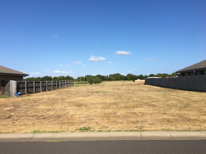 Cooper Street, Laidley QLD 4341