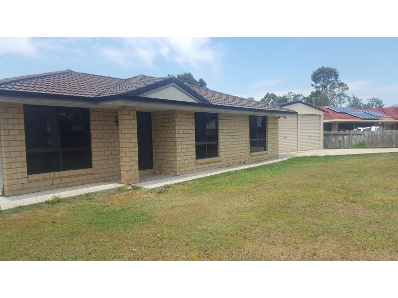 34 Dellvene Cres, Rosewood QLD 4340