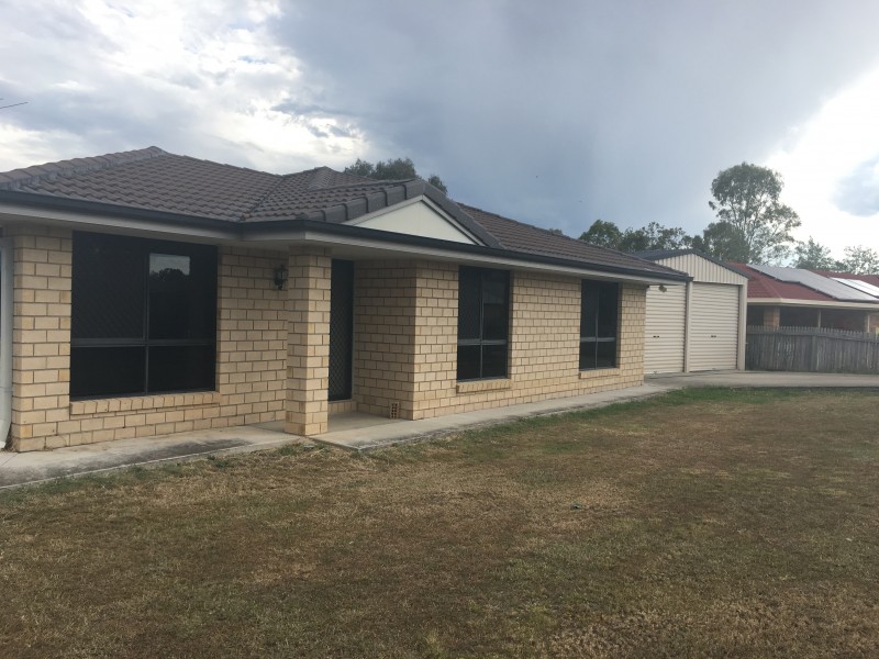 34 Dellvene Cres, Rosewood QLD 4340