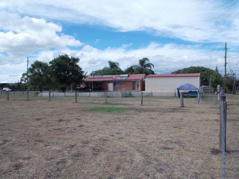 35 Drayton St, Laidley QLD 4341