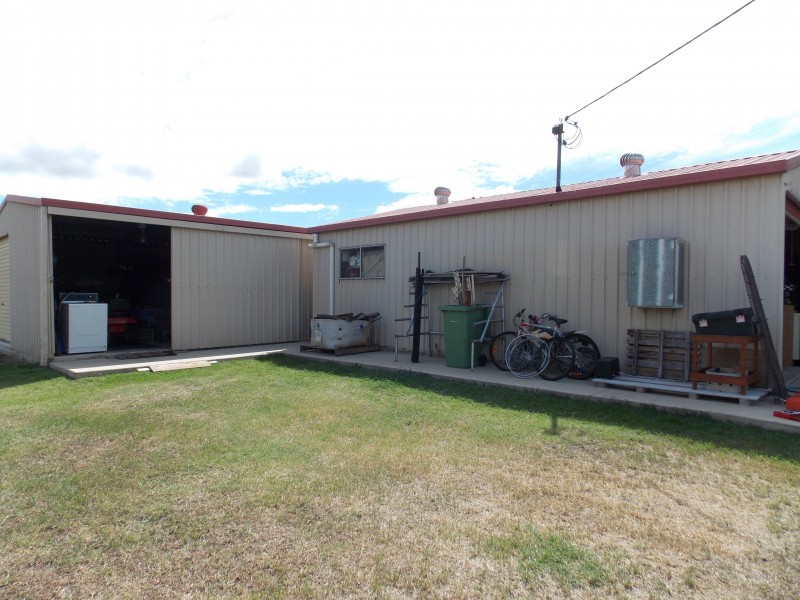 35 Drayton St, Laidley QLD 4341