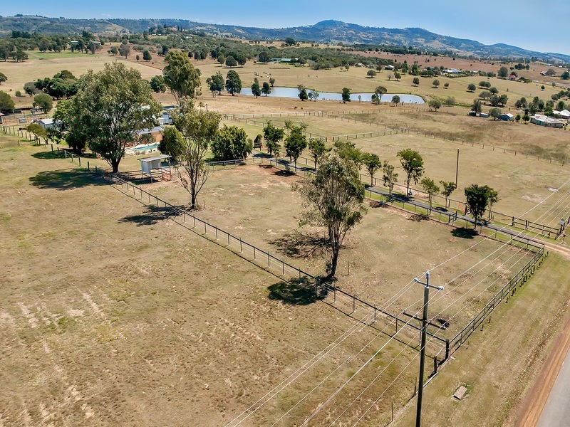 38 Linnings Rd, Haigslea QLD 4306