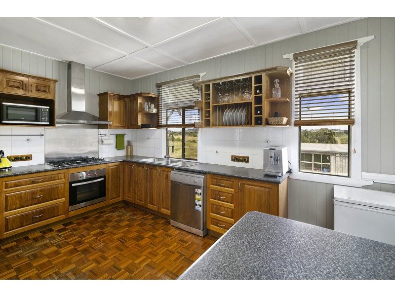 38 Linnings Rd, Haigslea QLD 4306