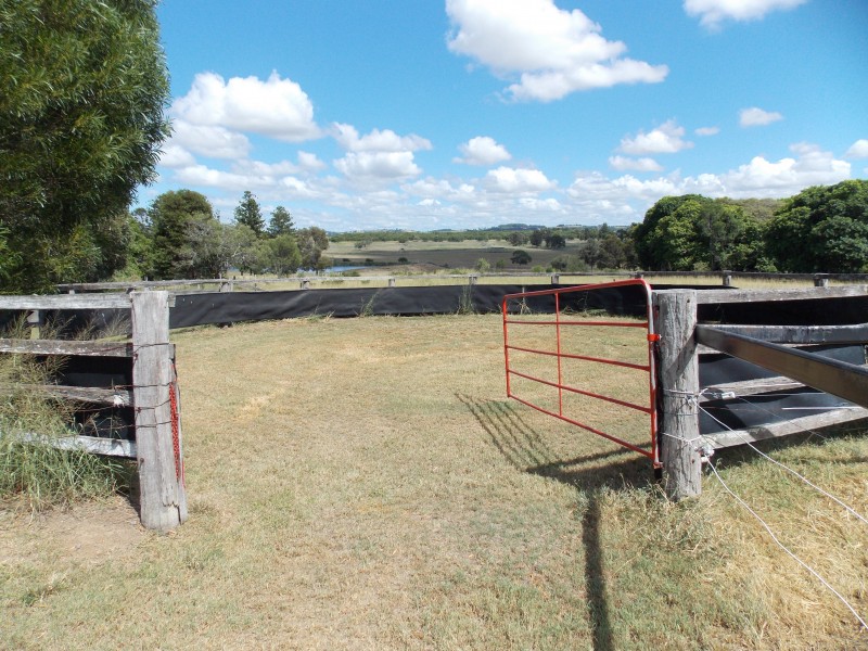 38 Linnings Rd, Haigslea QLD 4306