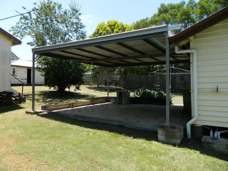 11 Yates Street, Rosewood QLD 4340