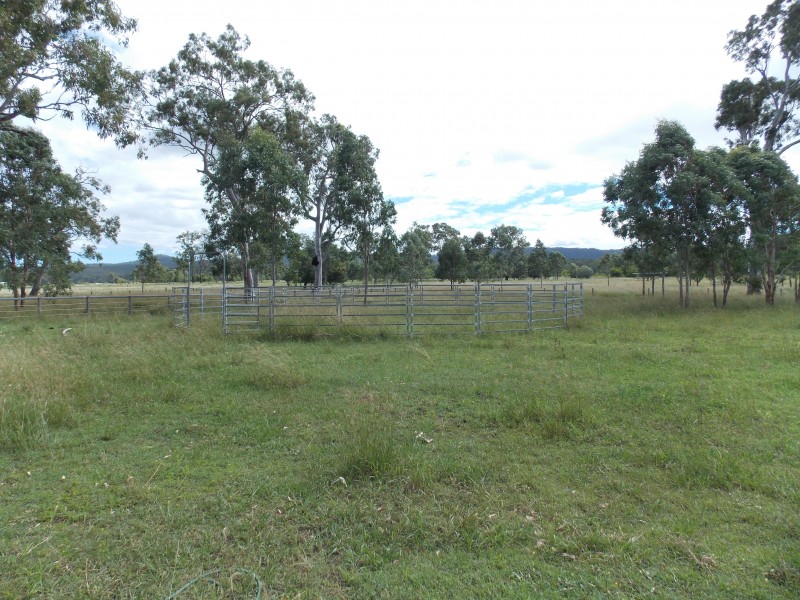 38 Waters Rd, Calvert QLD 4340