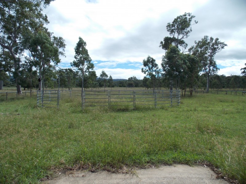 38 Waters Rd, Calvert QLD 4340
