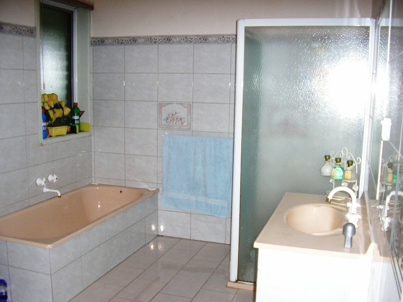 595 Bunyip River Road, Cora Lynn VIC 3814