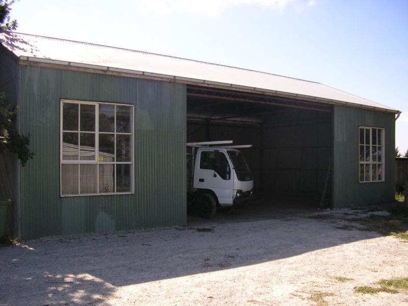 75 Beaties Road, Koo Wee Rup VIC 3981