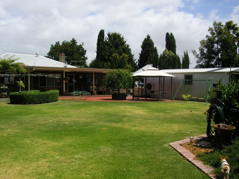 10 Oldbury Street, Lang Lang VIC 3984