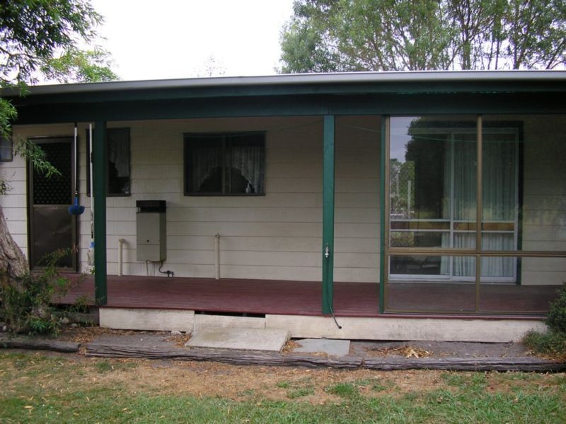 Nyora VIC 3987