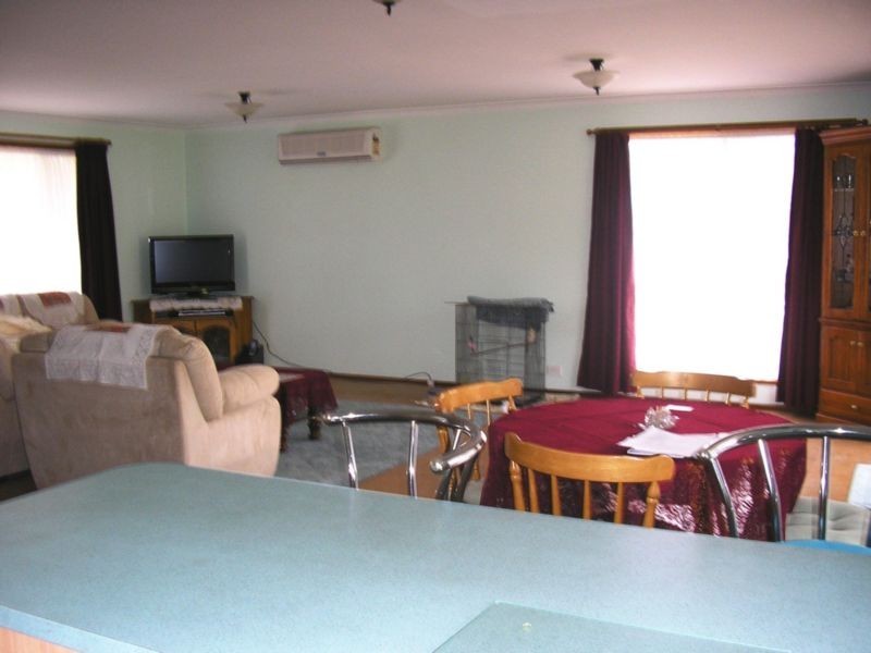 Nyora VIC 3987
