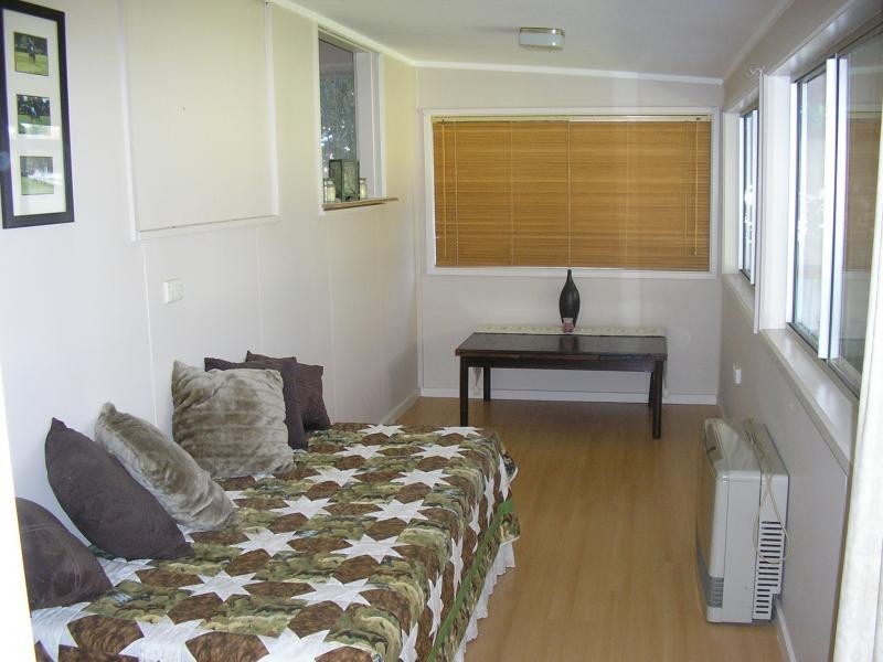 Nyora VIC 3987