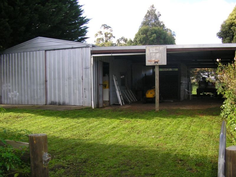 Nyora VIC 3987