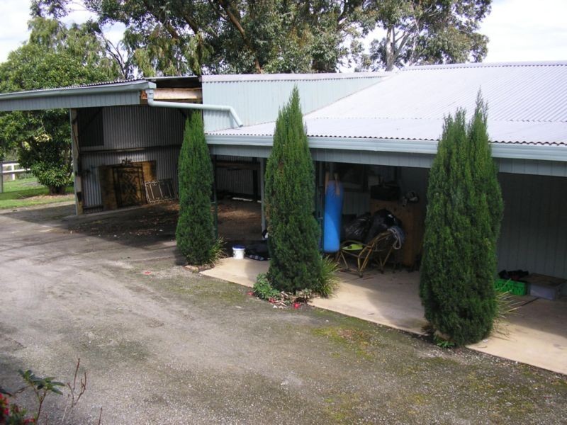 Nyora VIC 3987