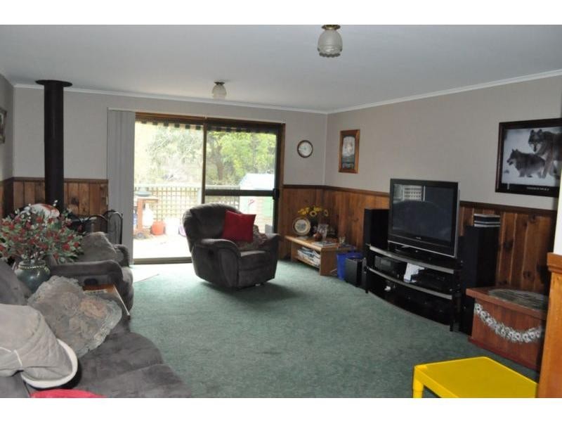 85 Forrest Road, Nyora VIC 3987