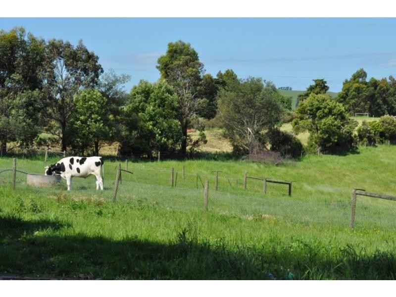 175 Henrys Road, Nyora VIC 3987