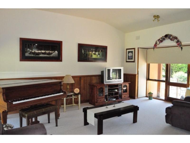 595 Westernport Road, Lang Lang VIC 3984
