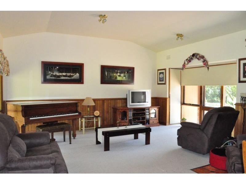 595 Westernport Road, Lang Lang VIC 3984