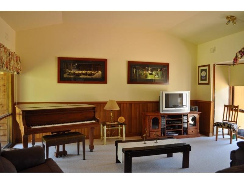 595 Westernport Road, Lang Lang VIC 3984