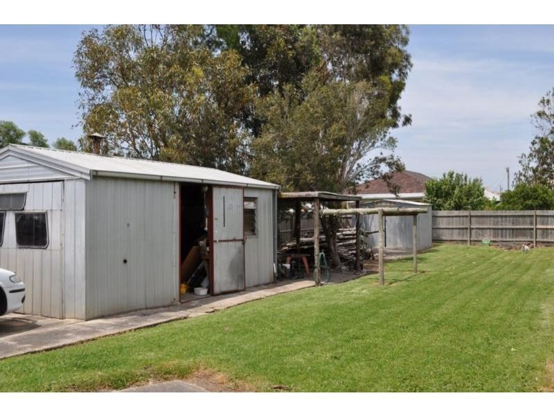 35 Henry Street, Koo Wee Rup VIC 3981