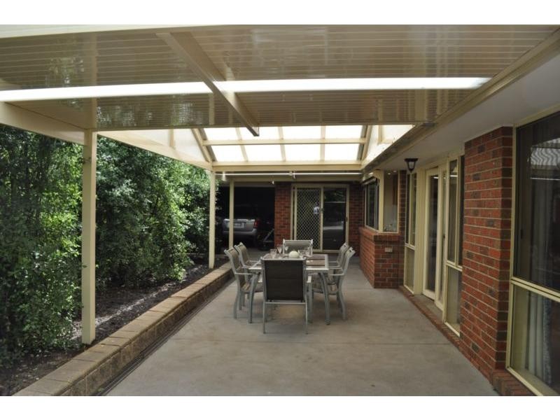 18 John Street, Koo Wee Rup VIC 3981