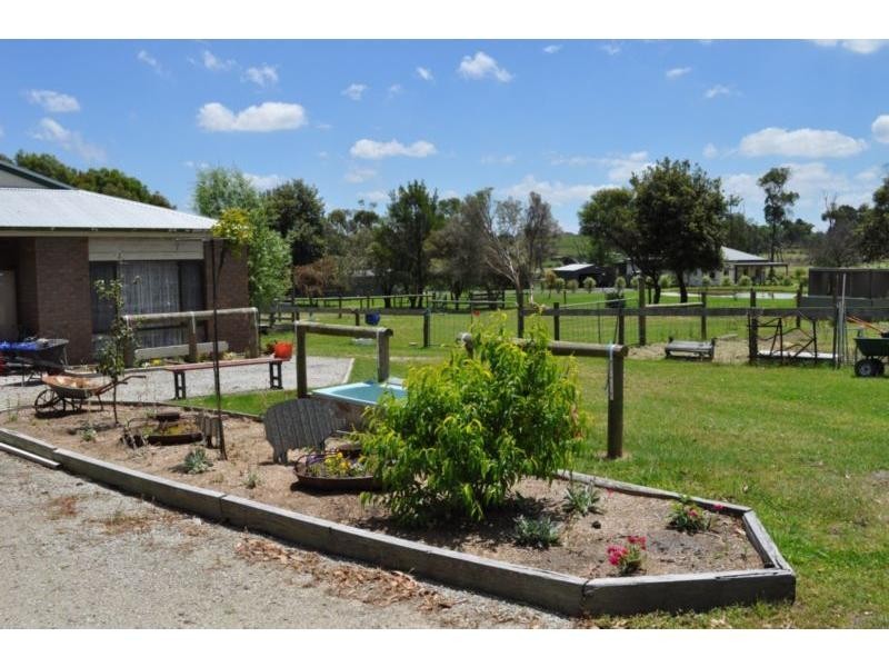 49 Forster Drive, Nyora VIC 3987