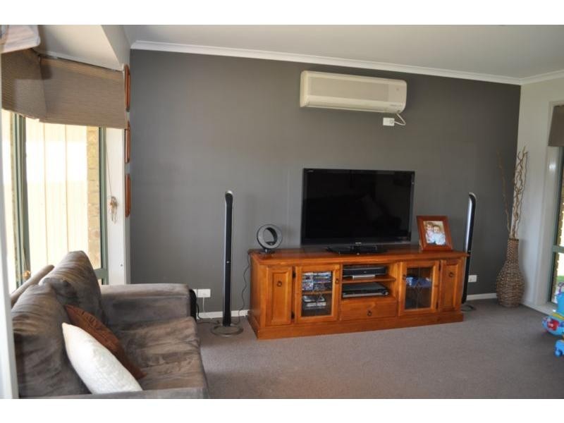 4 David Court, Koo Wee Rup VIC 3981