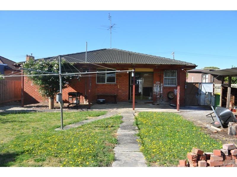 32 Henry Street, Koo Wee Rup VIC 3981