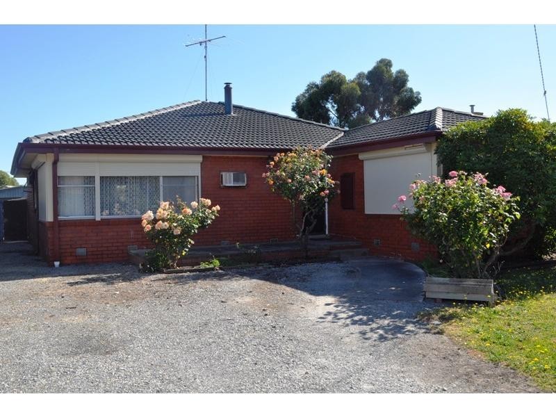 32 Henry Street, Koo Wee Rup VIC 3981
