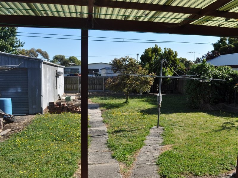 32 Henry Street, Koo Wee Rup VIC 3981