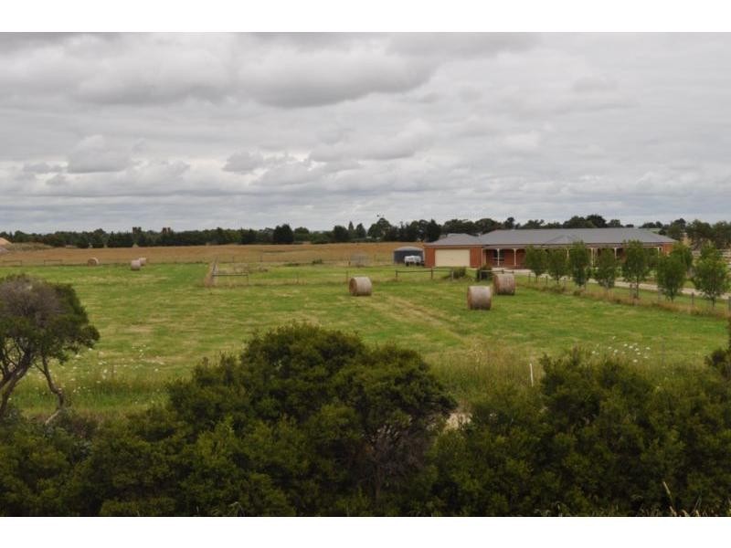230 Main Drain Road, Koo Wee Rup VIC 3981