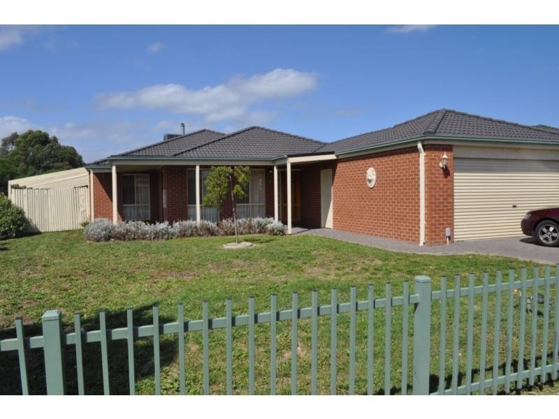 5 Supreme Close, Koo Wee Rup VIC 3981