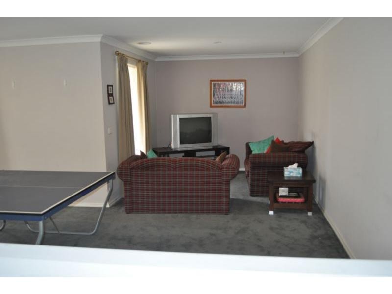 5 Supreme Close, Koo Wee Rup VIC 3981