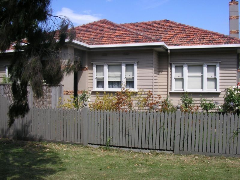 244 Rossiter Road, Koo Wee Rup VIC 3981