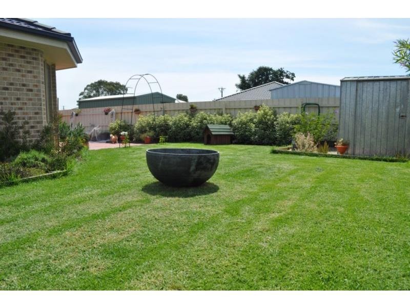 60 Bailey Boulevard, Koo Wee Rup VIC 3981