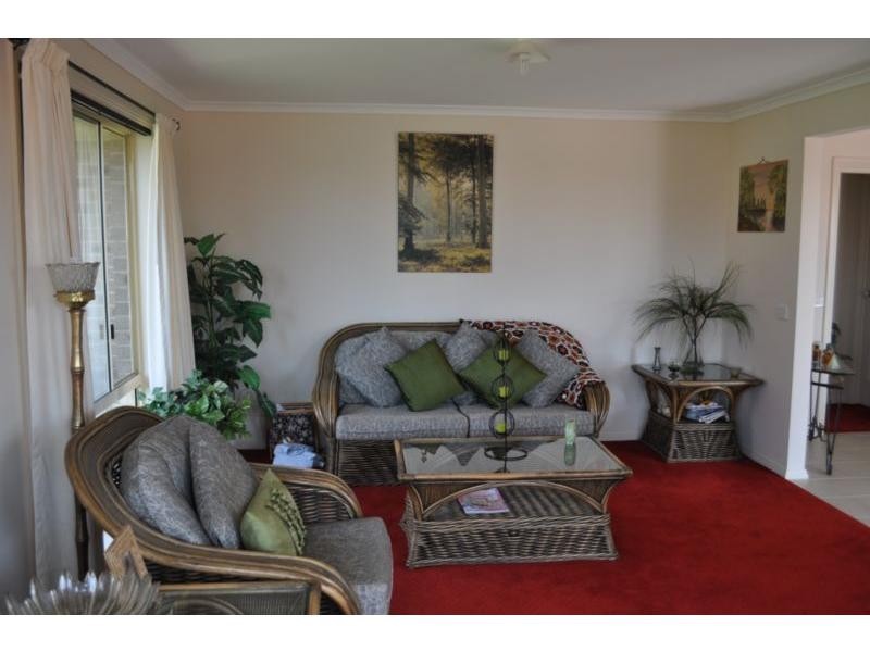 60 Bailey Boulevard, Koo Wee Rup VIC 3981