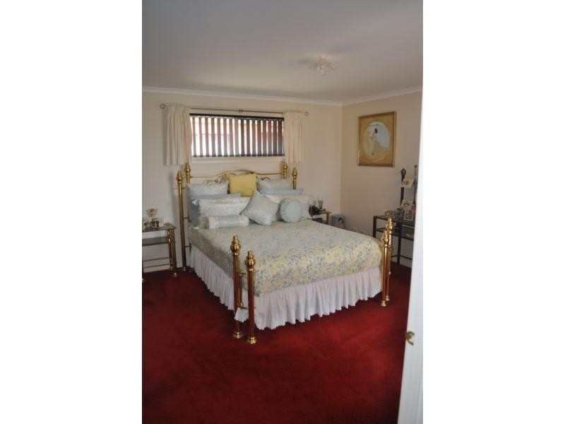 60 Bailey Boulevard, Koo Wee Rup VIC 3981