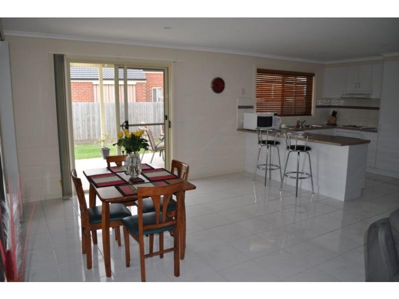 37 Bailey Boulevard, Koo Wee Rup VIC 3981